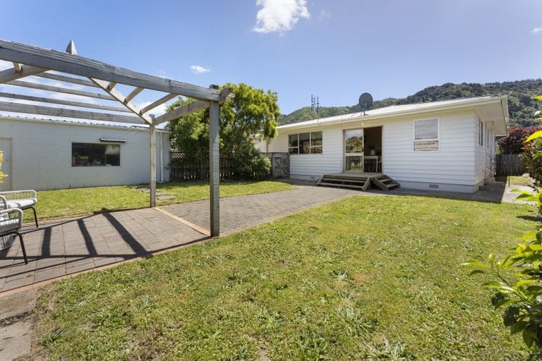 Photo of property in 85 Pasadena Crescent, Totara Park, Upper Hutt, 5018