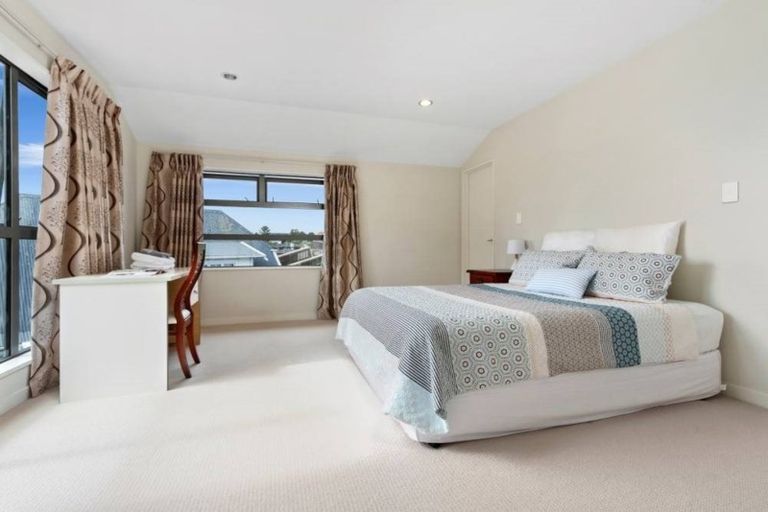 Photo of property in 38a Mark Edward Drive, Half Moon Bay, Auckland, 2012