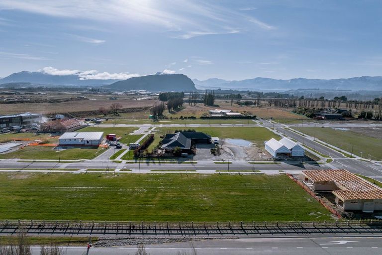 Photo of property in 2/1 Garthwood Road, Hillcrest, Hamilton, 3216