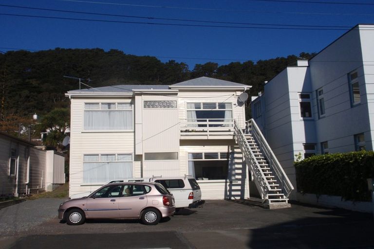 Photo of property in 4/51 Austin Street, Mount Victoria, Wellington, 6011