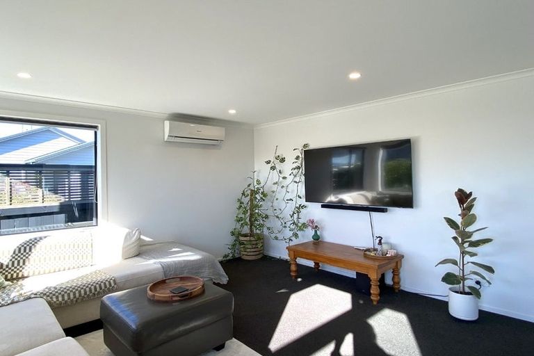 Photo of property in 16 Foley Grove, Pyes Pa, Tauranga, 3110