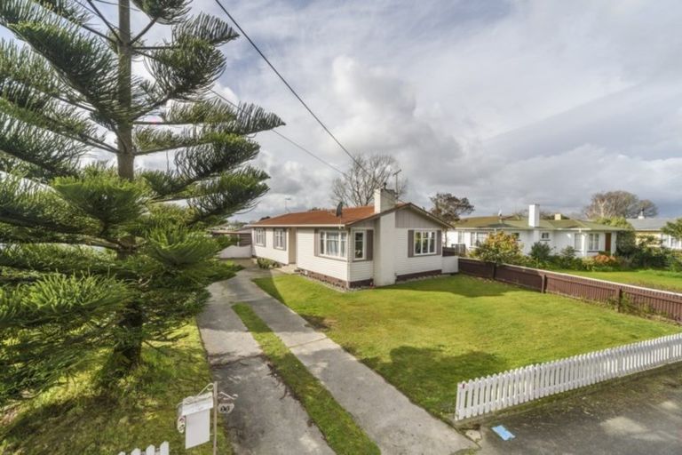 Photo of property in 11 Marriner Street, Highbury, Palmerston North, 4412