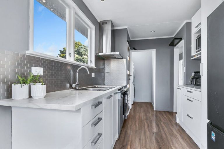 Photo of property in 7 Ryder Crescent, Levin, 5510