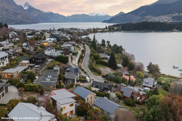 Photo of property in 538 Peninsula Road, Kelvin Heights, Queenstown, 9300