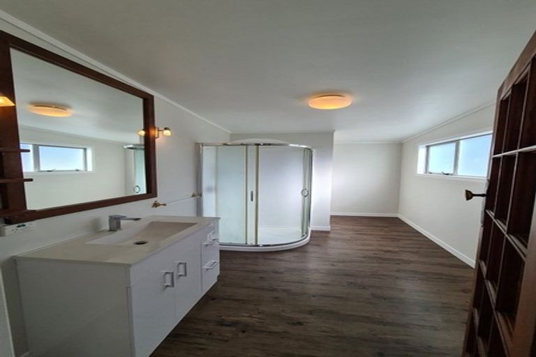 Photo of property in 28 Gossling Street, Okato, 4335