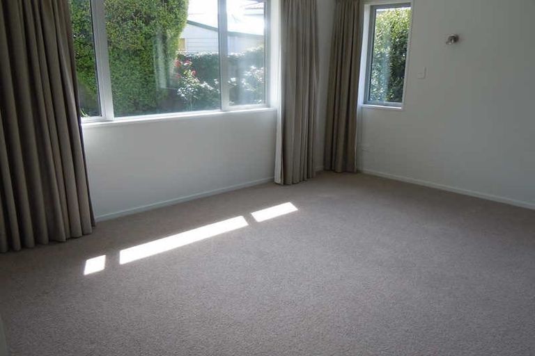 Photo of property in 4 Ensors Road, Opawa, Christchurch, 8023