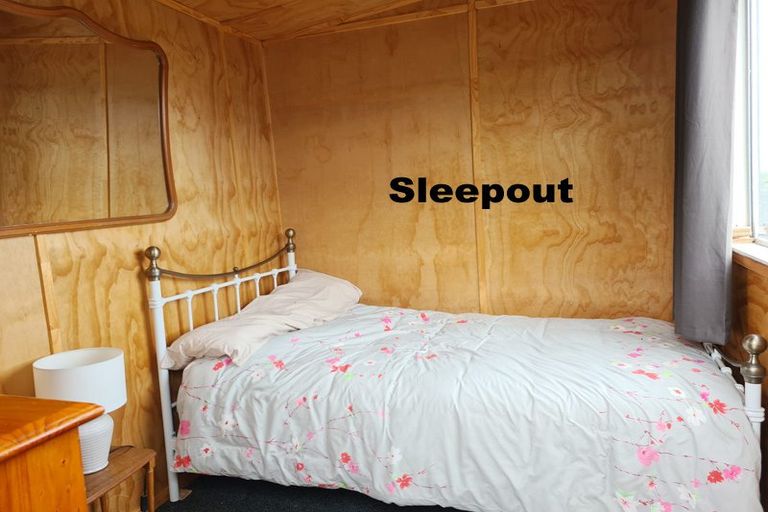 Photo of property in 16a Whangaimoana Beach Road, Whangaimoana, Featherston, 5772