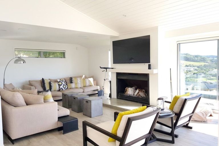 Photo of property in 9 Gazelle Way, Langs Beach, Waipu, 0582