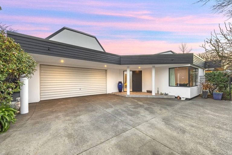 Photo of property in 14a Bannister Place, Ilam, Christchurch, 8053