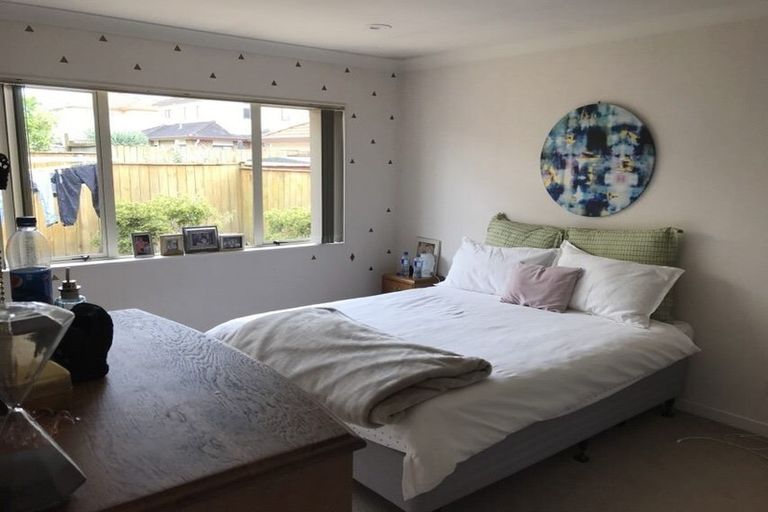 Photo of property in 1 Monash Place, Flat Bush, Auckland, 2016