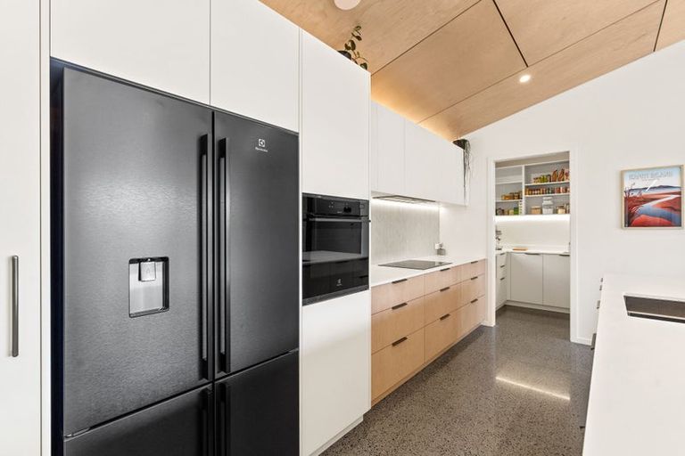 Photo of property in 23 Datum Way, Paraparaumu, 5032