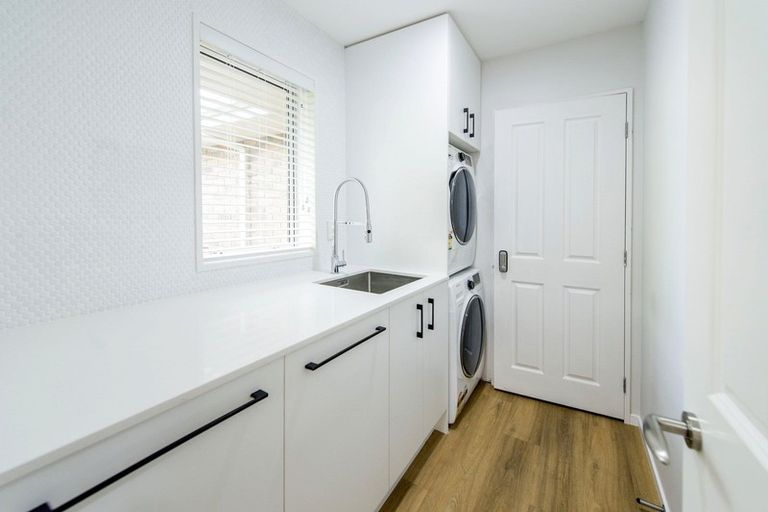 Photo of property in 4 Goldie Place, Rolleston, 7614