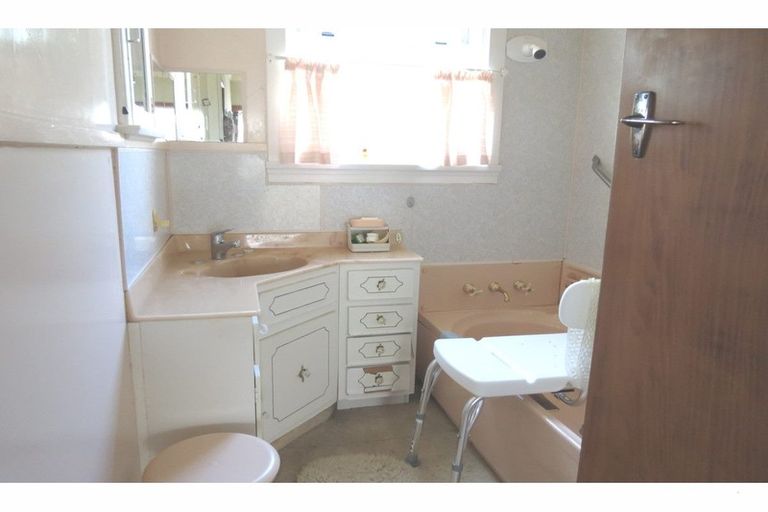 Photo of property in 24 Hunt Street, Seaview, Timaru, 7910