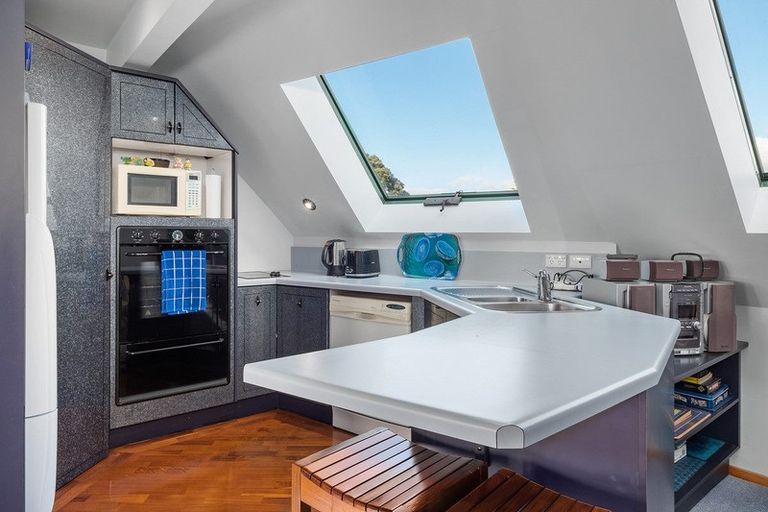 Photo of property in 62d Maunganui Road, Mount Maunganui, 3116