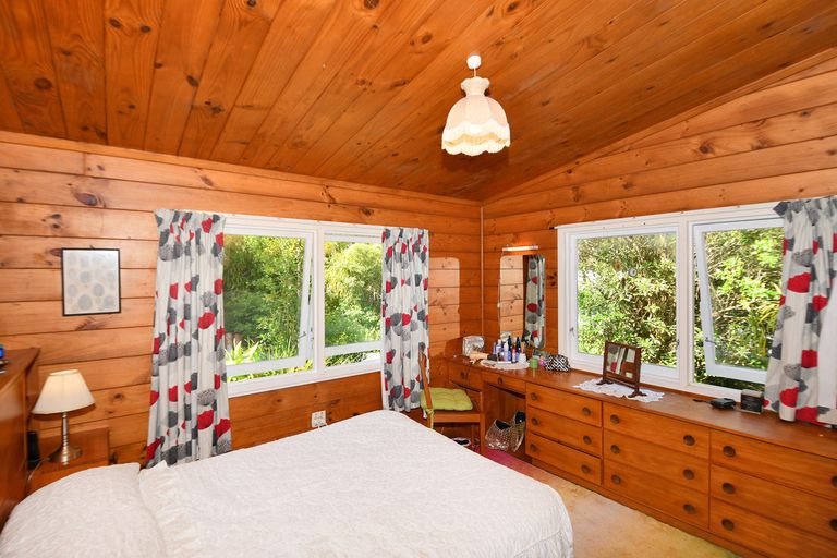 Photo of property in 61 Goat Island Road, Leigh, 0985