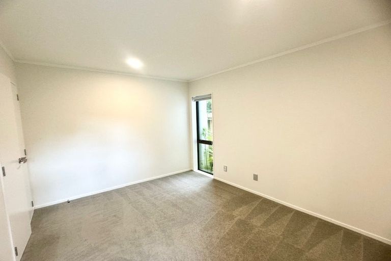 Photo of property in 12b The Avenue, Albany, Auckland, 0632