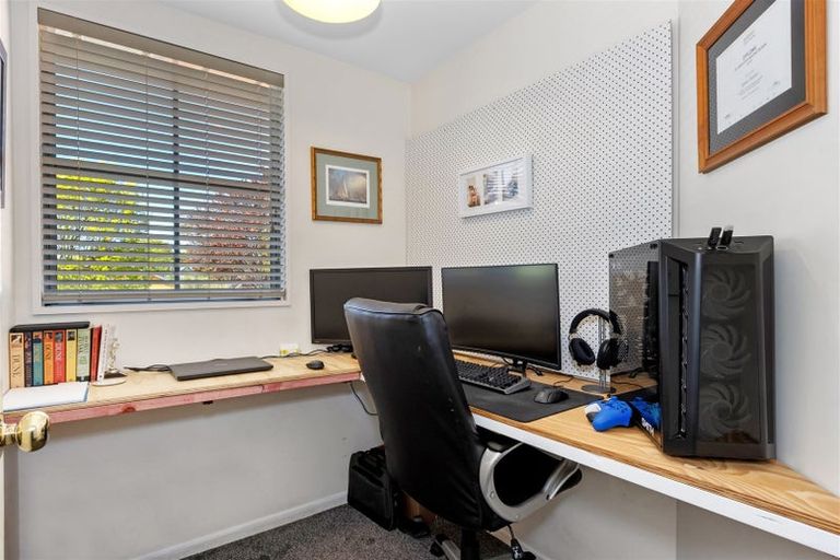 Photo of property in 19 Hendon Street, Edgeware, Christchurch, 8013