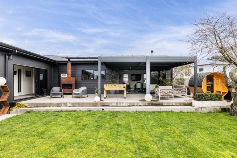 Photo of property in 23 Lucknow Road, Havelock North, 4130