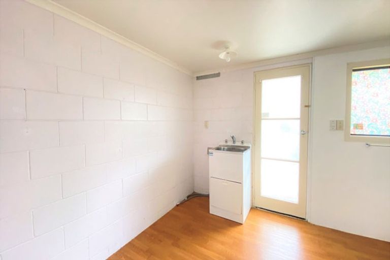 Photo of property in 56 Opaheke Road, Opaheke, Papakura, 2113