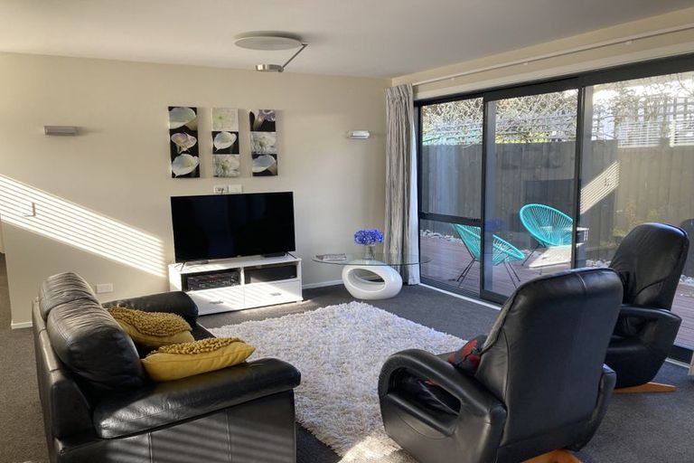 Photo of property in 9 Bartlett Street, Riccarton, Christchurch, 8011