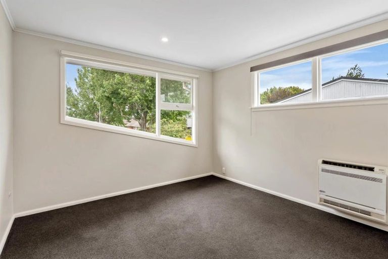 Photo of property in 65 Parkstone Avenue, Ilam, Christchurch, 8041