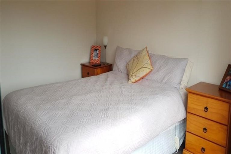 Photo of property in 193a Godley Road, Titirangi, Auckland, 0604