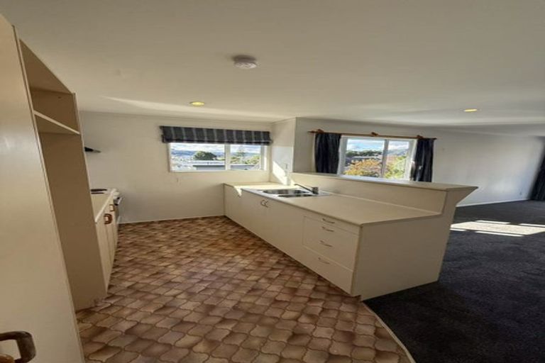 Photo of property in 11 Charleston Avenue, Boulcott, Lower Hutt, 5011