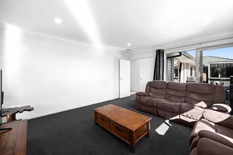 Photo of property in 9 Waikaka Place, Rototuna North, Hamilton, 3210