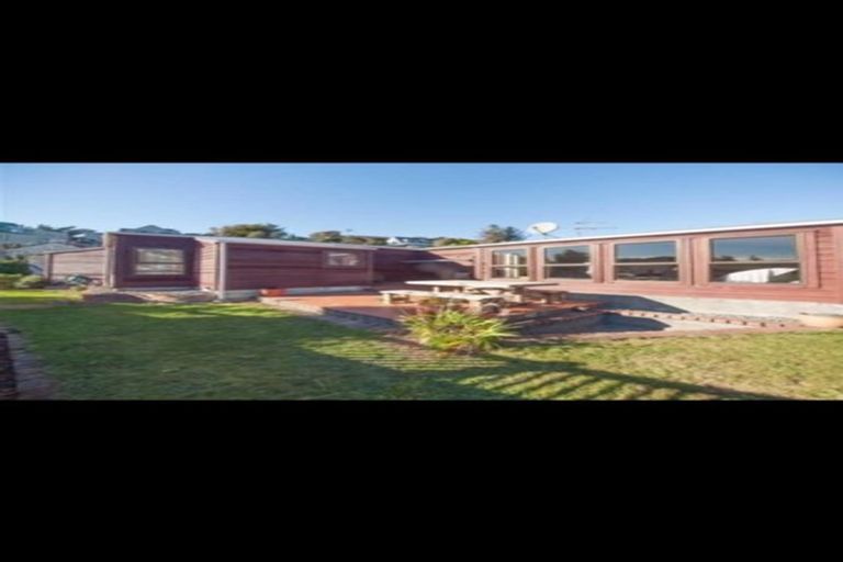 Photo of property in 8 Otonga Way, Churton Park, Wellington, 6037