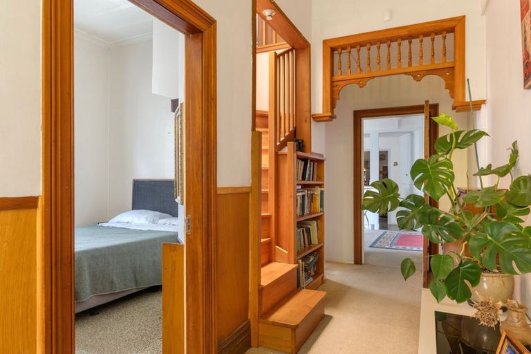 Photo of property in 300 Aberdeen Road, Gisborne, 4010