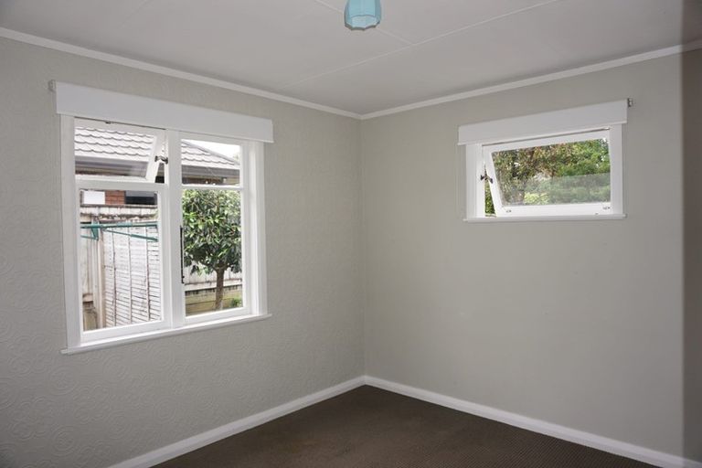 Photo of property in 19 East Street, Terrace End, Palmerston North, 4410