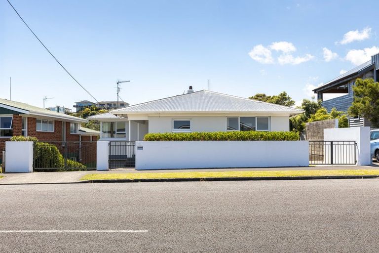 Photo of property in 56 Dorset Avenue, Westown, New Plymouth, 4310