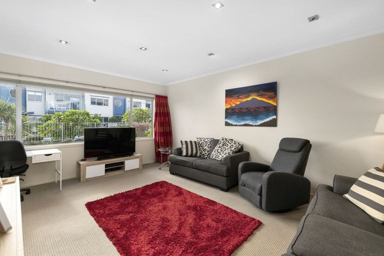 Photo of property in 13/4u Seaview Road, Paraparaumu Beach, Paraparaumu, 5032