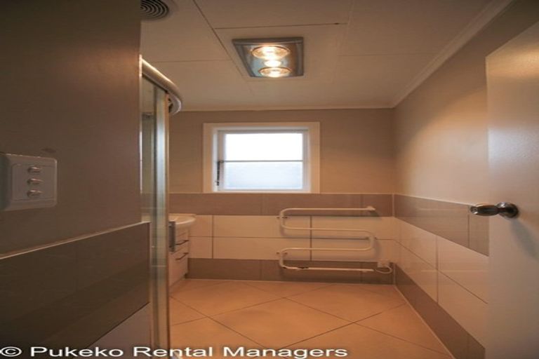 Photo of property in 81 Palmers Road, Clendon Park, Auckland, 2103