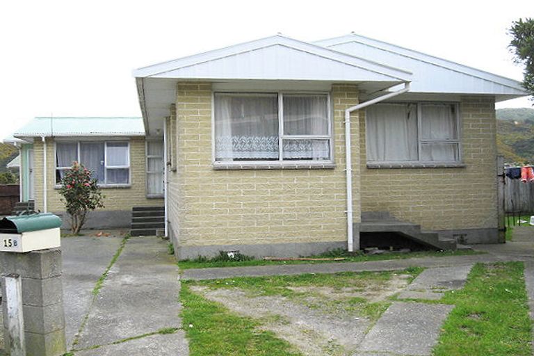 Photo of property in 15b Pencarrow Crescent, Wainuiomata, Lower Hutt, 5014