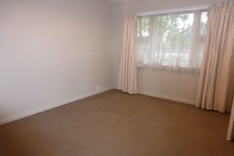 Photo of property in 4 Croziers Road, St Albans, Christchurch, 8052