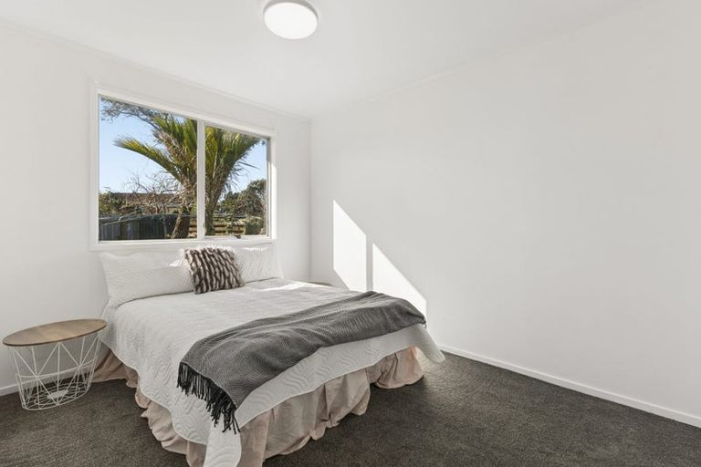 Photo of property in 7 Pushon Place, Clendon Park, Auckland, 2103