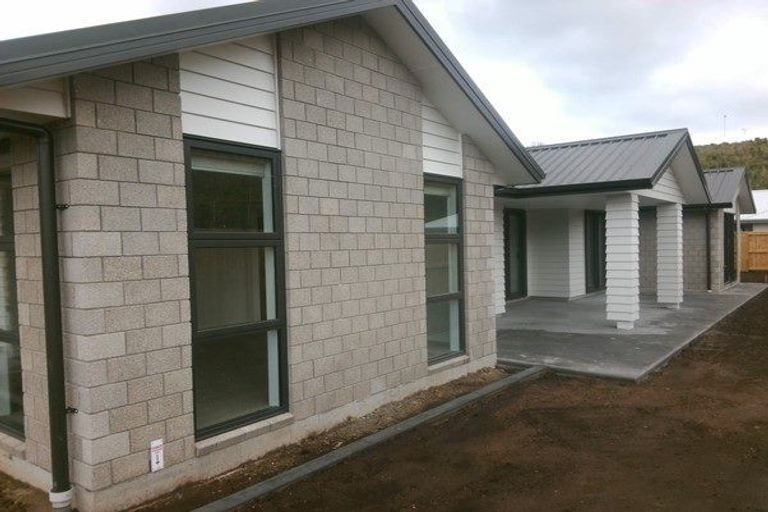 Photo of property in 90 Pakanga Grove, Pyes Pa, Tauranga, 3112