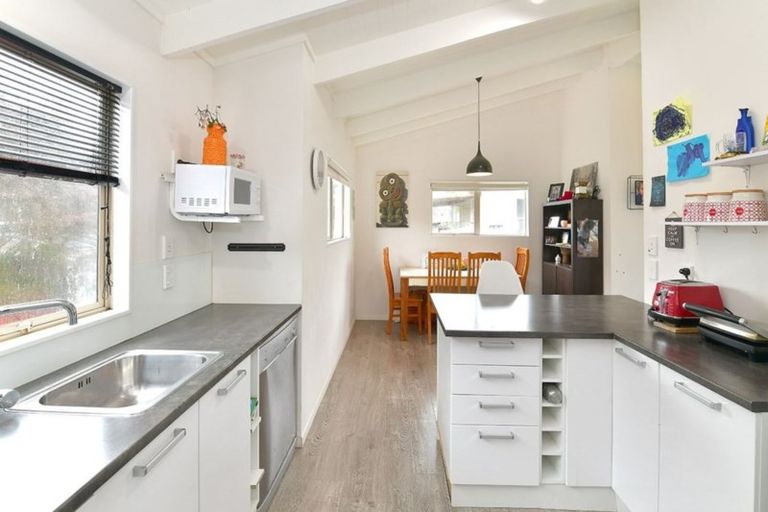 Photo of property in 1/55c Springs Road, Parakai, 0830