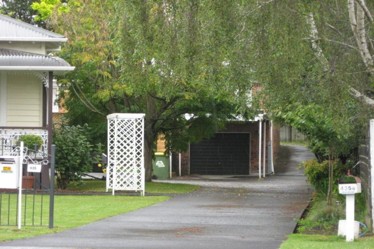 Photo of property in 2/435 Great South Road, Opaheke, Papakura, 2113