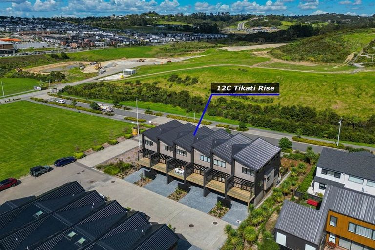 Photo of property in 12c Tikati Rise, Long Bay, Auckland, 0630