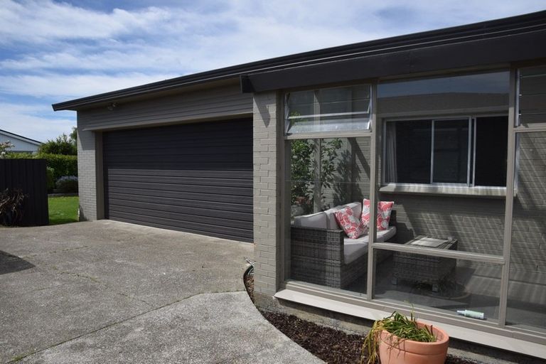Photo of property in 49 Edinburgh Crescent, Waikiwi, Invercargill, 9810