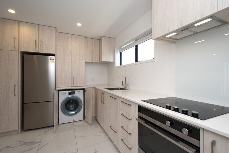 Photo of property in 3/232 Marine Parade, New Brighton, Christchurch, 8061