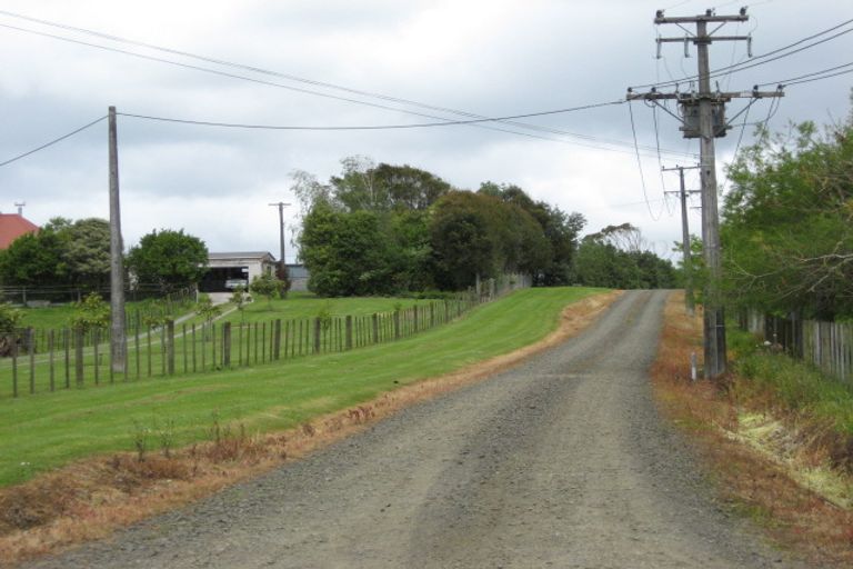 Photo of property in 93 Hanham Road, Kumeu, 0891