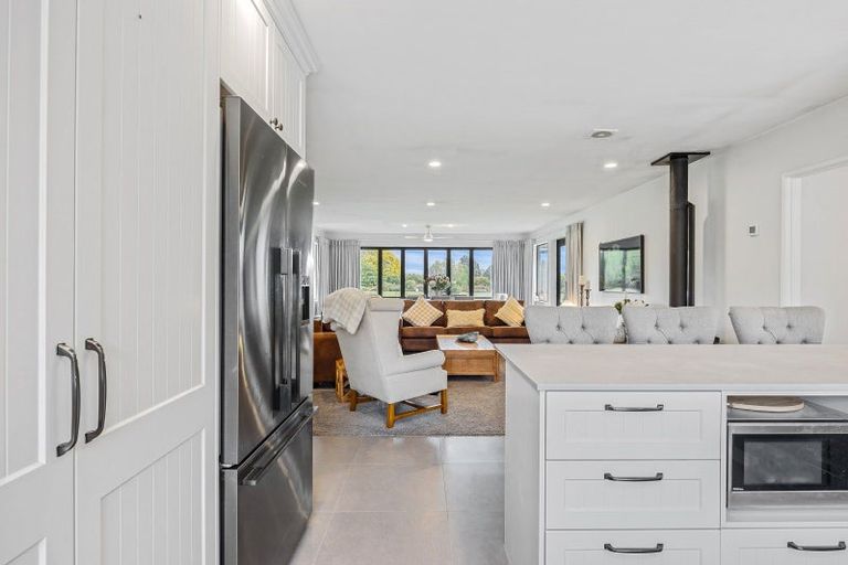 Photo of property in 301 School Road, West Eyreton, Rangiora, 7475