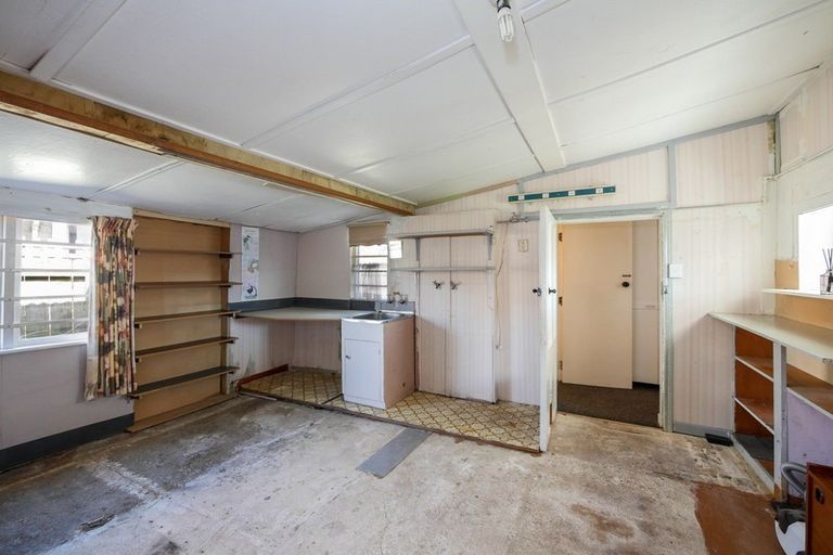 Photo of property in 45 Cutten Street, South Dunedin, Dunedin, 9012