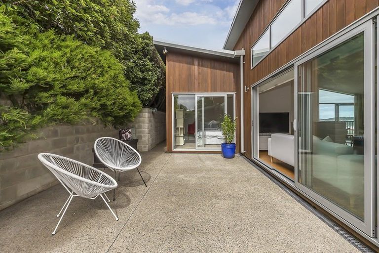 Photo of property in 85e Seatoun Heights Road, Seatoun, Wellington, 6022