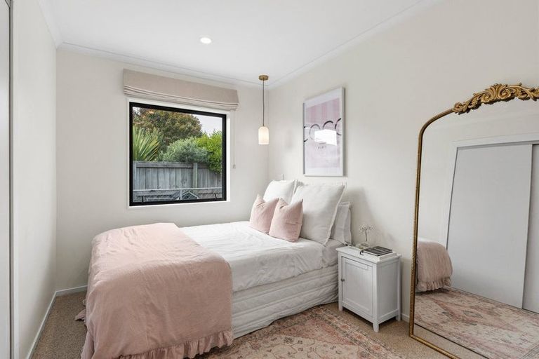 Photo of property in 10 Erskine Street, Lake Hayes, Queenstown, 9304