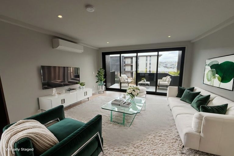 Photo of property in 7b Windlass Street, Long Bay, Auckland, 0630