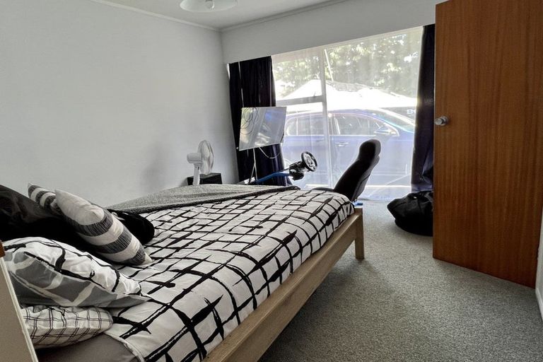 Photo of property in 19 Cascades Road, Pakuranga Heights, Auckland, 2010